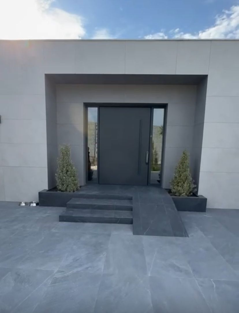 Pivot Kapı PVT-065 - AİS Çelik Kapı